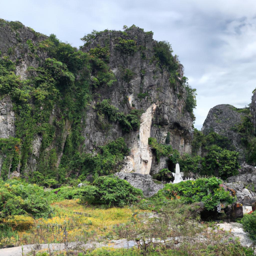 Marvel at the stunning Marble Mountains in Hoi An