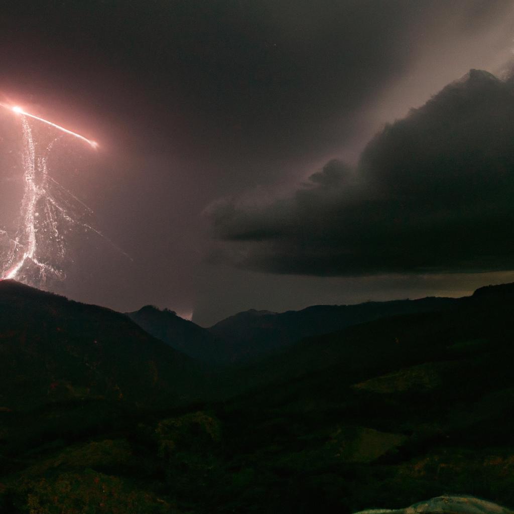 Rayos Catatumbo Venezuela lightning strikes over the mountains